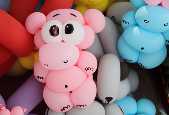 rubber balloon differs from bubble plastic toys